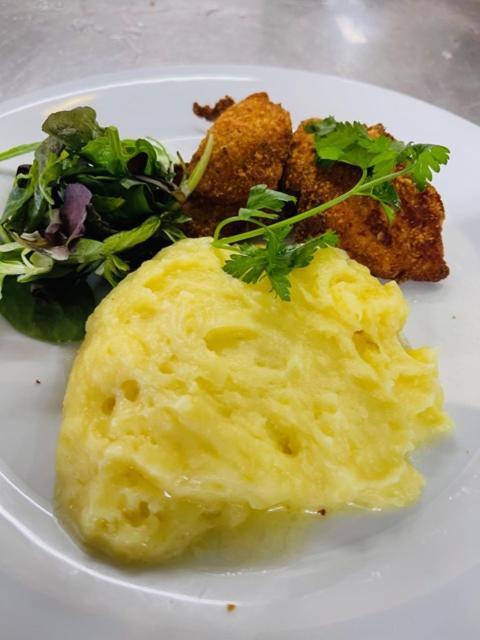 Pivovar Maly Janek - Restaurace, Penzion A Stany Jince Zewnętrze zdjęcie
